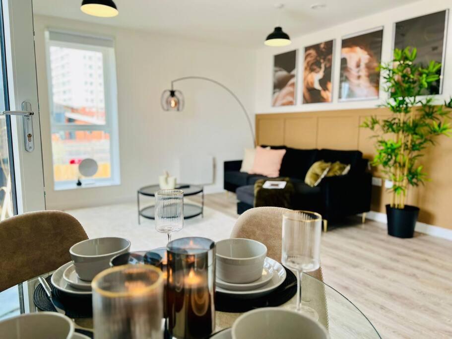 Hessian Lounge -Wyndale- Central 2Br W/Parking Birmingham Kültér fotó